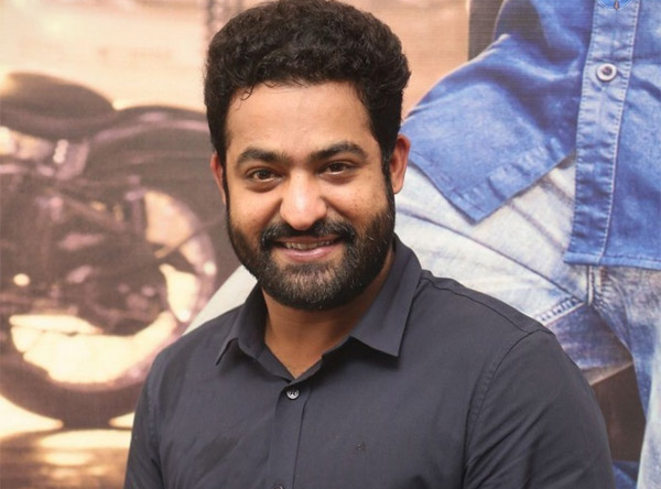 janatha garage,jr ntr,nannaku prematho,temper,ism,nannaku prematho,top directors  'గ్యారేజ్‌' తో ఎన్టీఆర్ బిజీ బిజీ..!